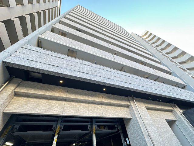 S-RESIDENCE江坂EMINENCE