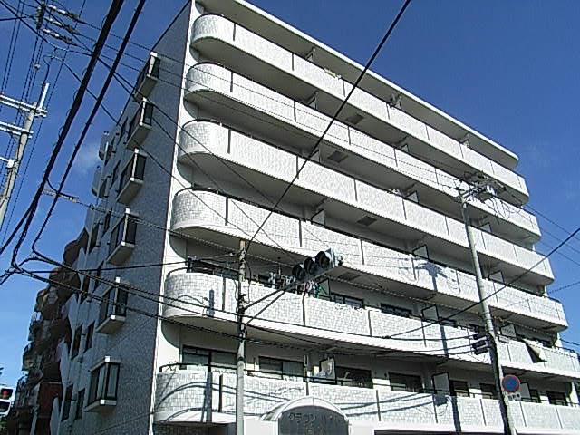 クラウンハイム菅原