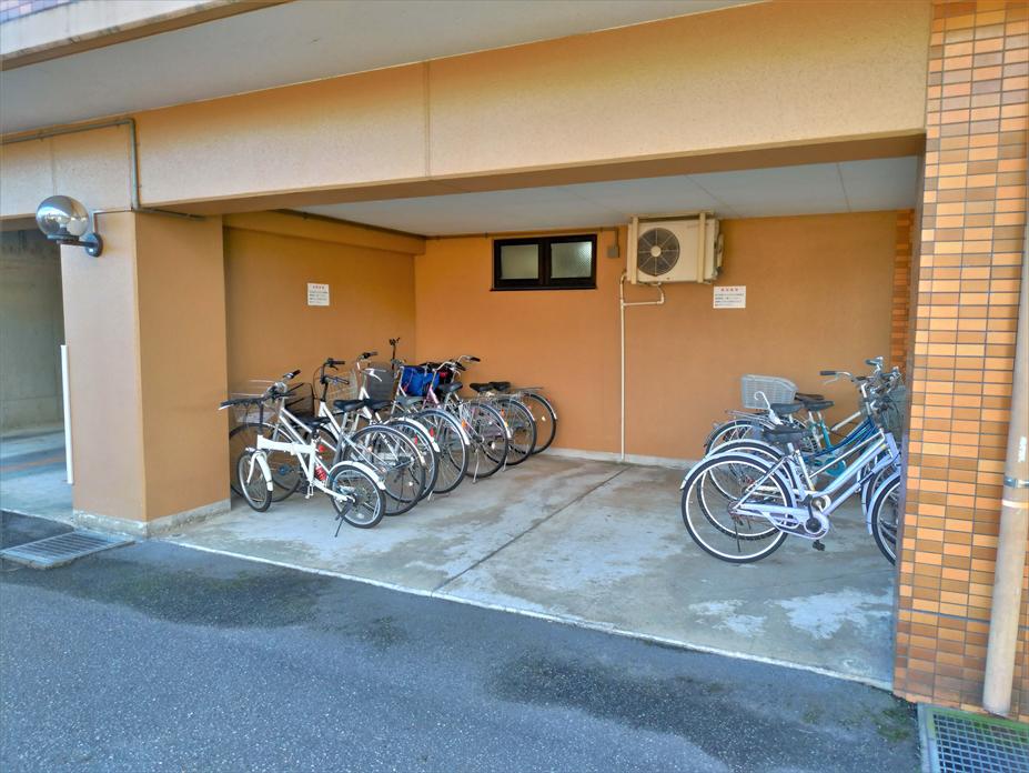 ダイアパレス安野屋