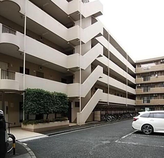 マック武蔵砂川コート