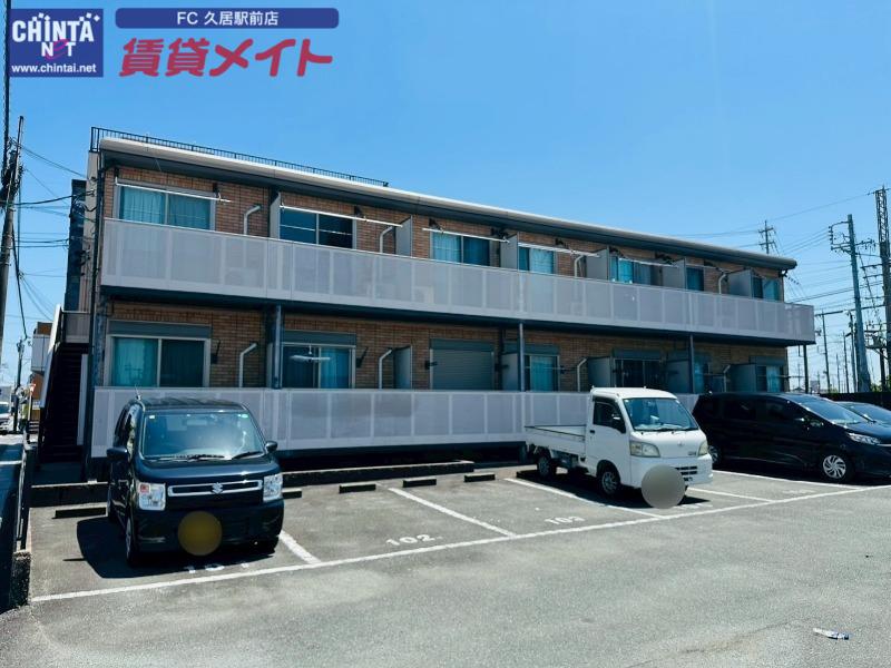 ジュネス久居(1K/2階)