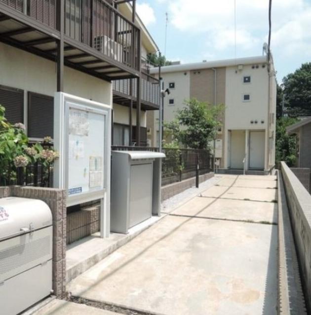 レオネクスト六番館