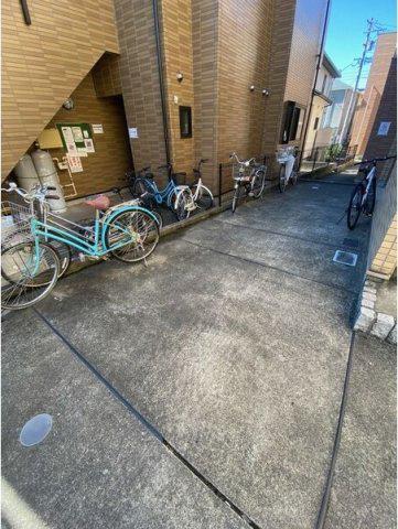 LA MAISOM YS本陣