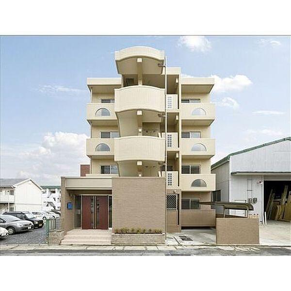 シャルマン砂田
