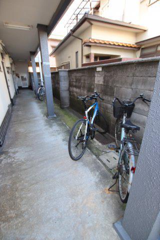 ナニワハイツ