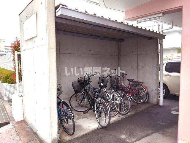 Yマンション