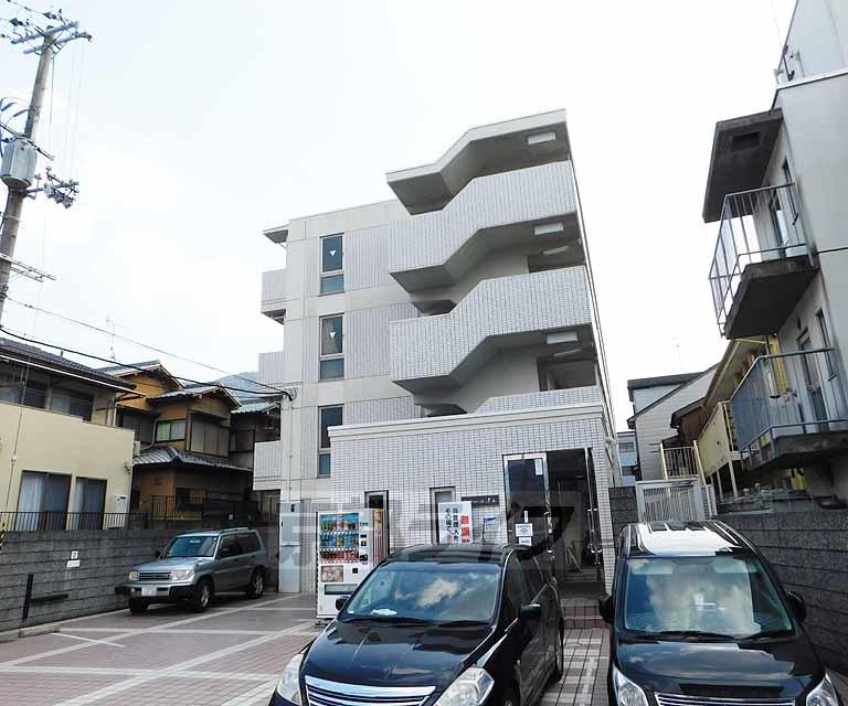 ラ・フロール小山(1K/4階)