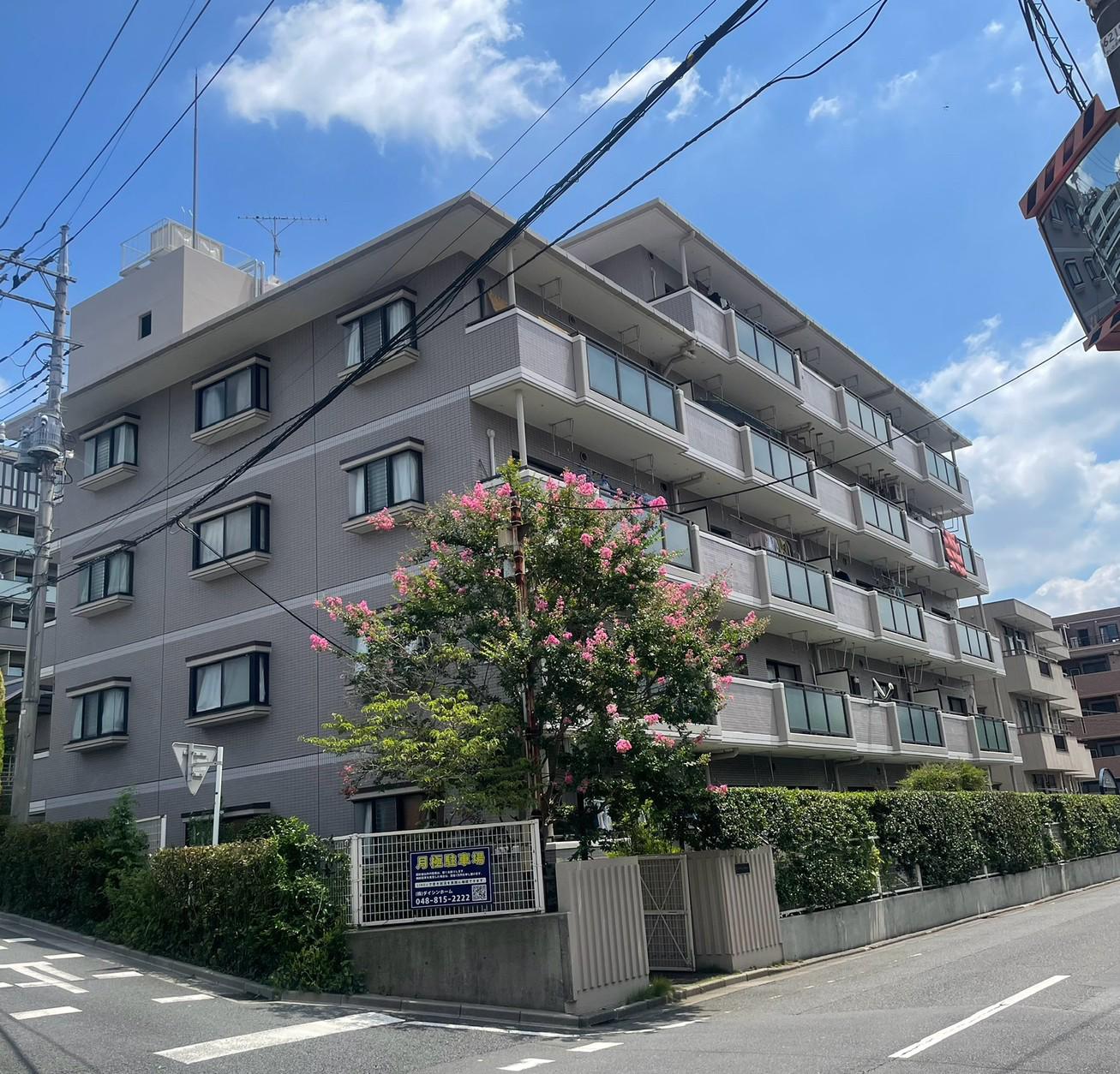 ロイヤルシティー