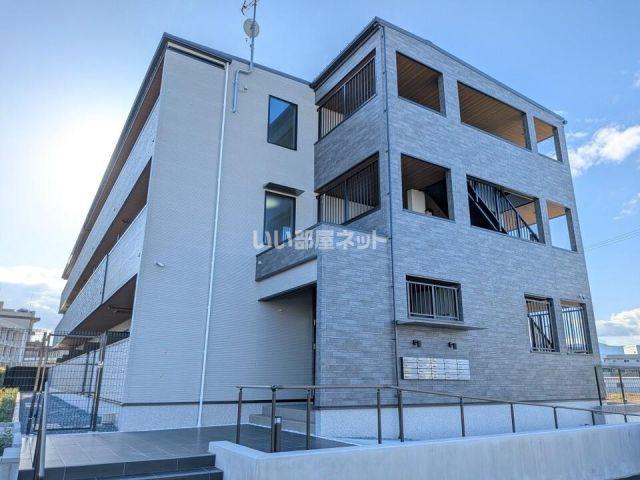 京都府京都市伏見区  築1年