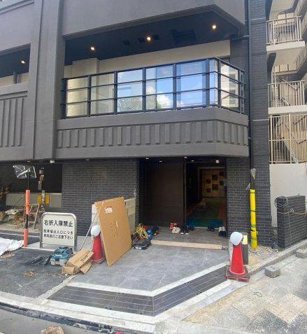 エステムコート新神戸2駅前山手