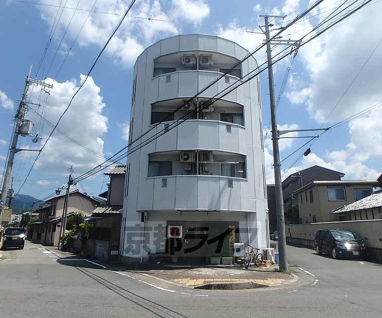 ルモンド安町