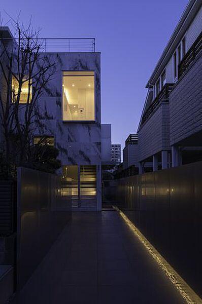 ルクール市ヶ谷払方町