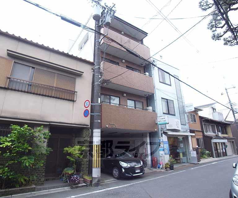ファミールさわだ(2DK/4階)