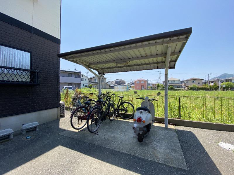 サンフィールド前原B
