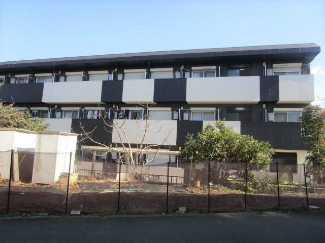 フリースクエアー・英