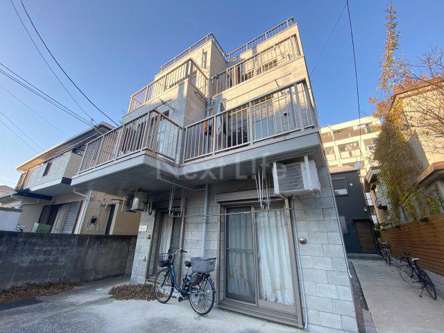 パレスヤマダ
