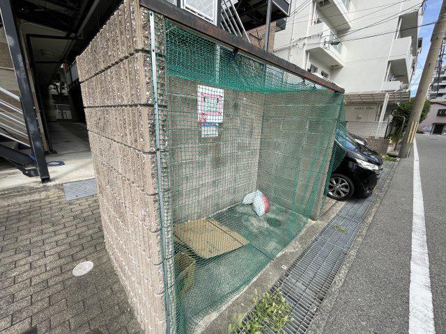レオパレス友井