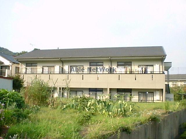 ラフォーレ西沢II