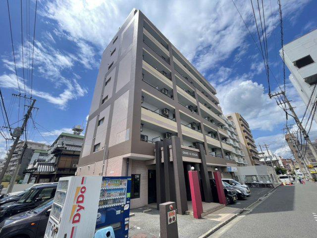 グランド アイ 小倉
