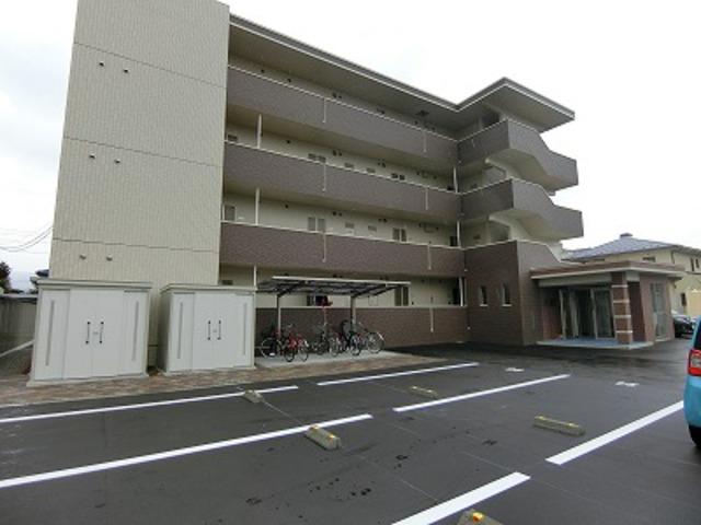 ソラーナ岡谷B