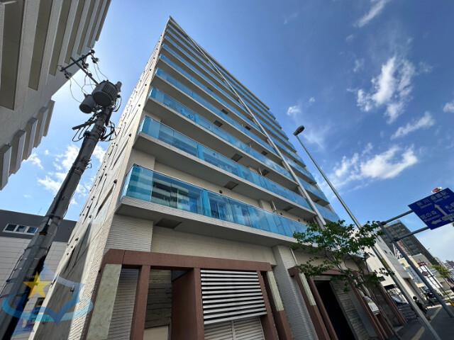 コローレ知事公館前