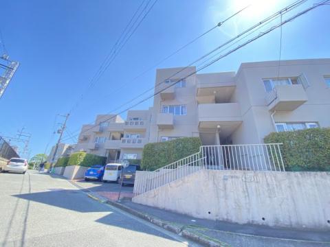 ライブタウン仁川(3LDK/1階)
