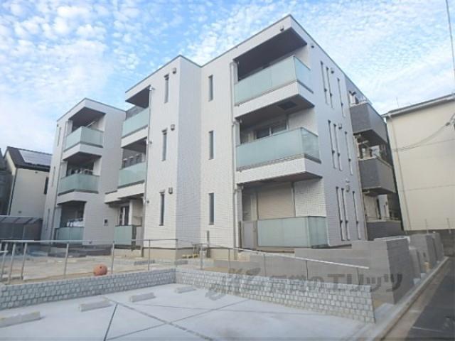 ラシーネ伏見弐番館(1LDK/3階)