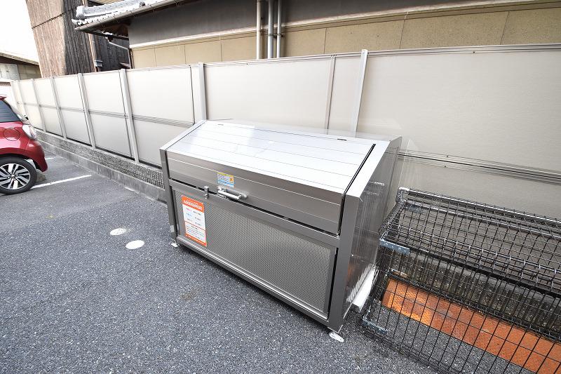 カーサフィオーレ西市駅前