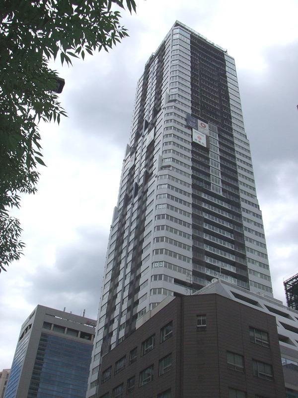 ディーグラフォート大阪NYタワー