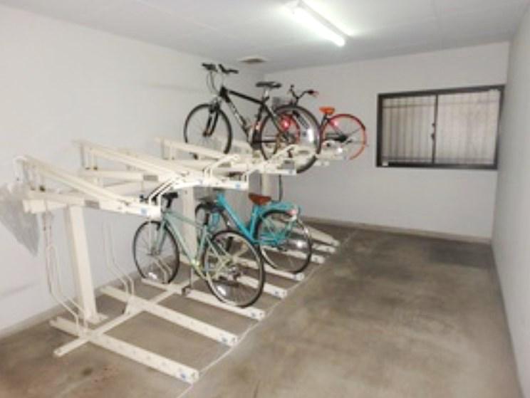 オーキッドレジデンス千代田岩本町