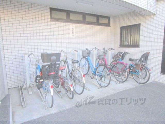 千里ロイヤルハイツ
