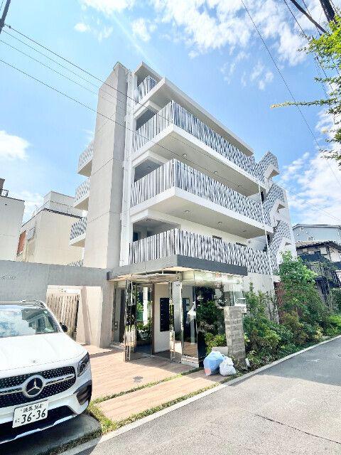 GRAND JETE SUGAMO