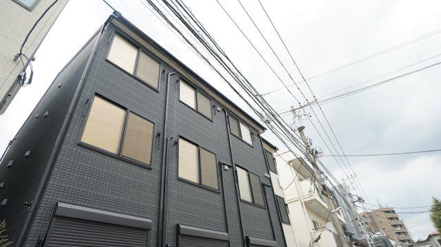 アザーレ・クオン