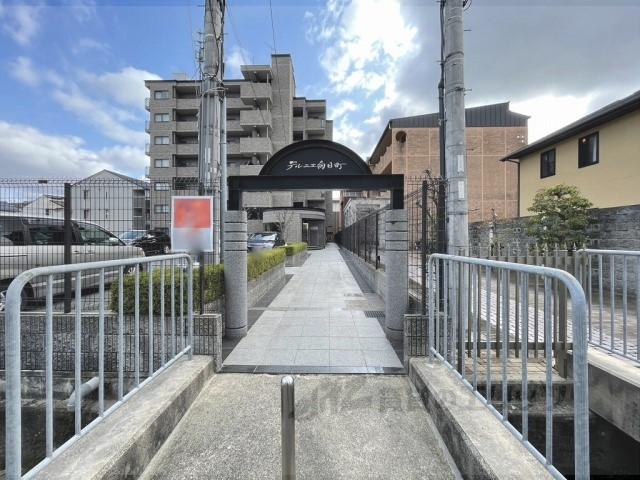 デルニエ向日町