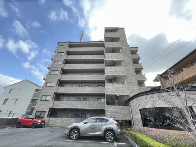 デルニエ向日町
