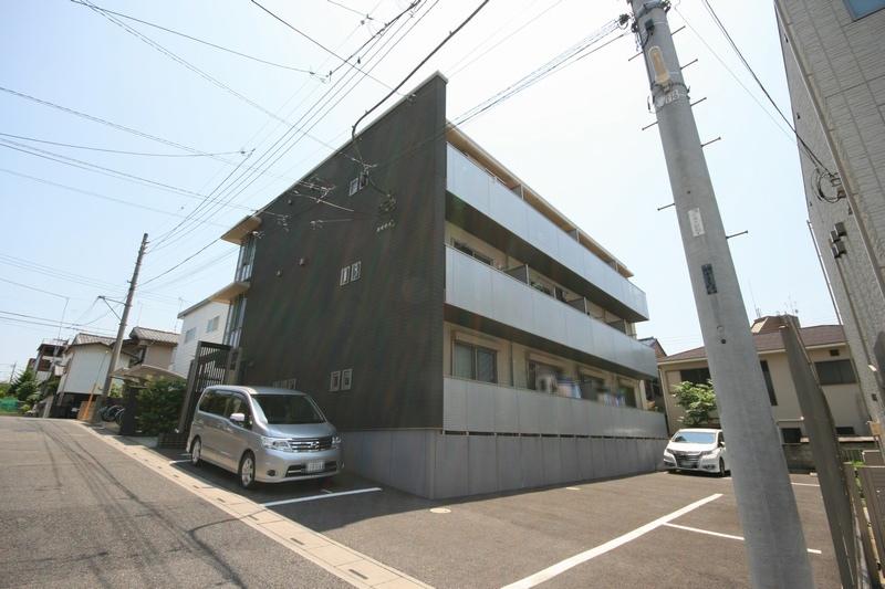 GARDEN TERRACE