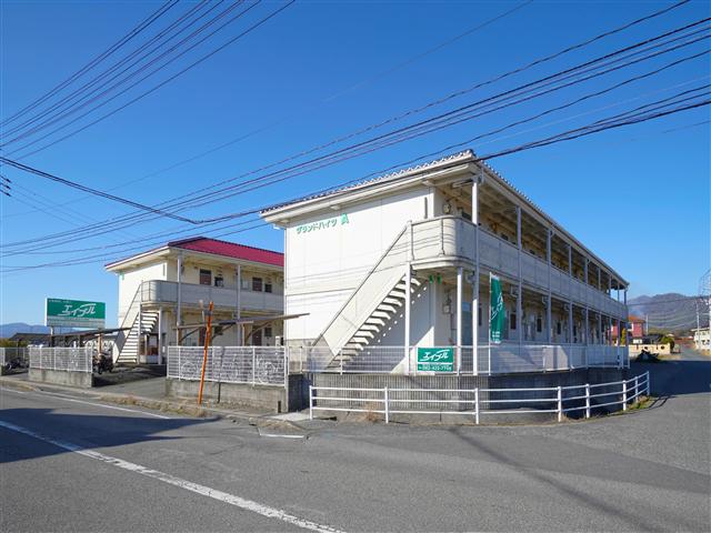 グランドハイツB棟