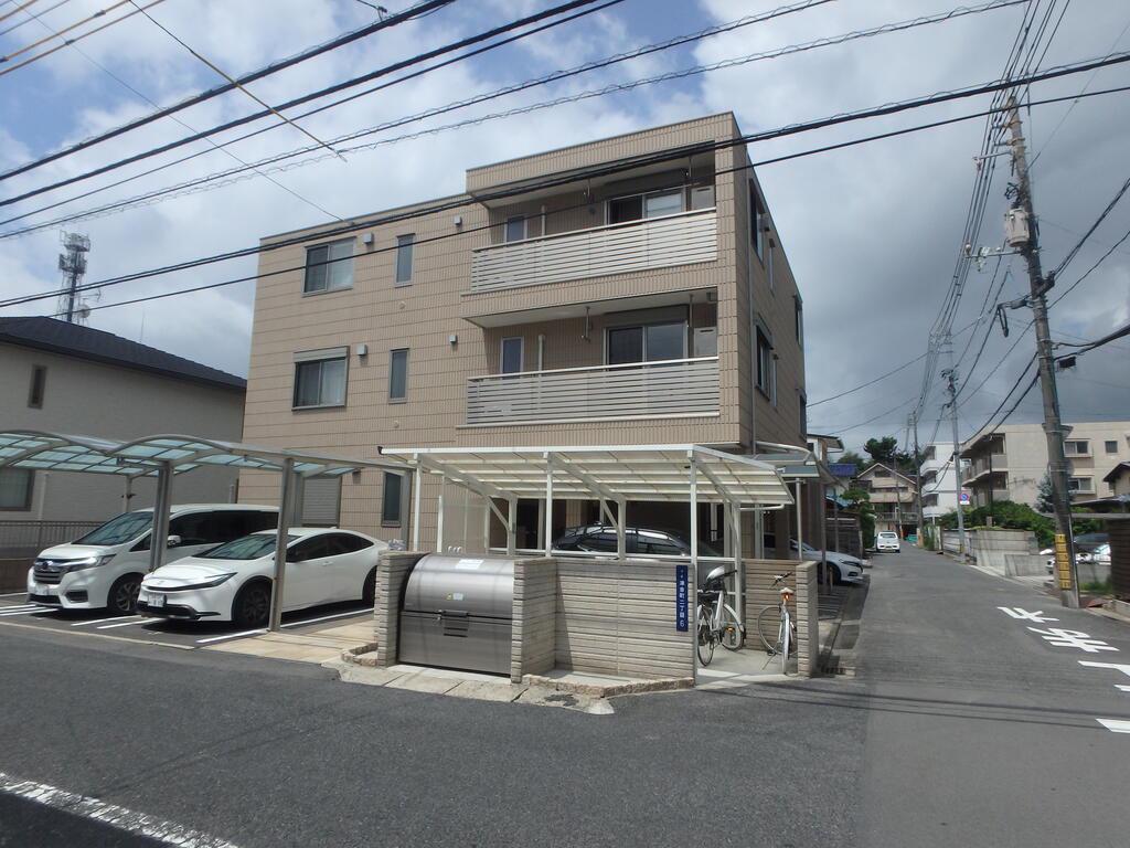サンツリー津倉