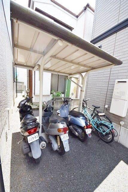 ボナール弘明寺A