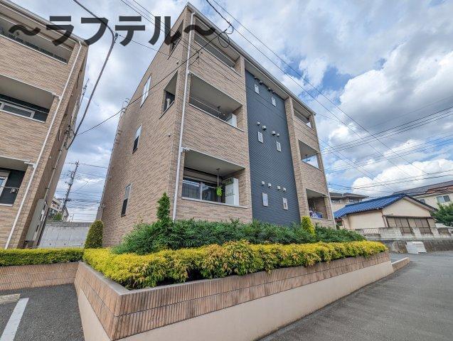 西武池袋線 西所沢駅 徒歩4分 3階建 築11年
