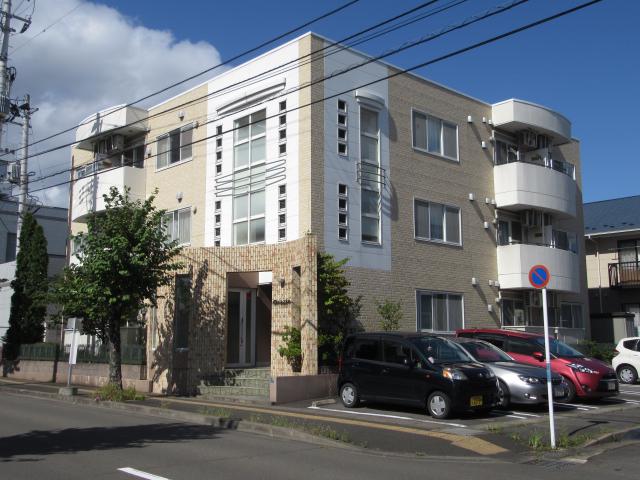 グラツィ