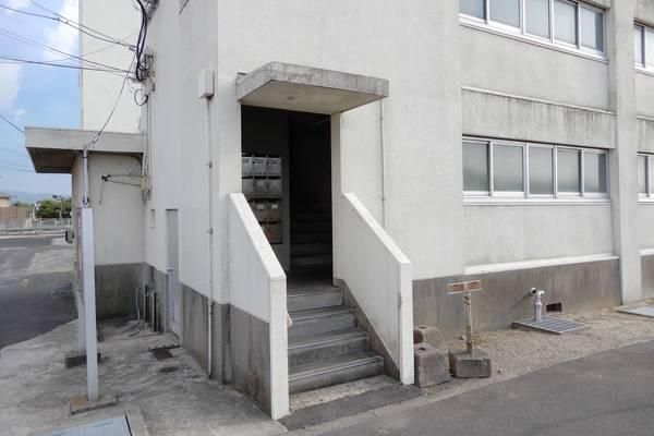 ビレッジハウス上乃木 1号棟