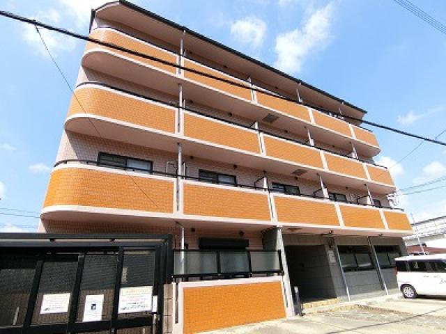 ローレル関大前