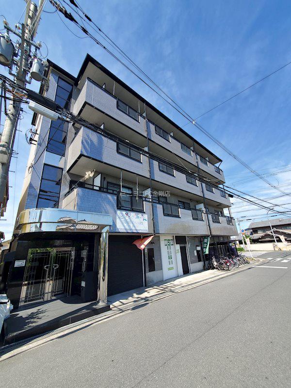 エイト富田林