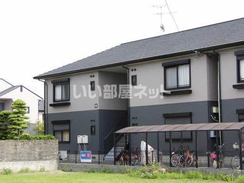 ハイツ足達 B棟