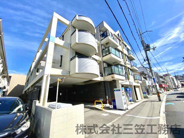 エストモンタニュ