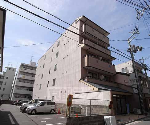 グランジュネス