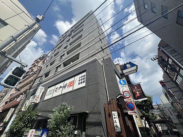 クレールドゥマン