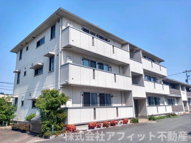 ラグジュアリ新涯A