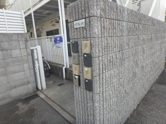 阪急今津線 甲東園駅 徒歩4分 2階建 築34年